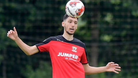 上都要权衡 上都要权衡